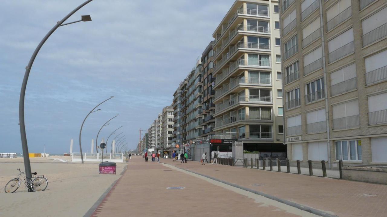Neptunus De Panne Apartment Exterior photo